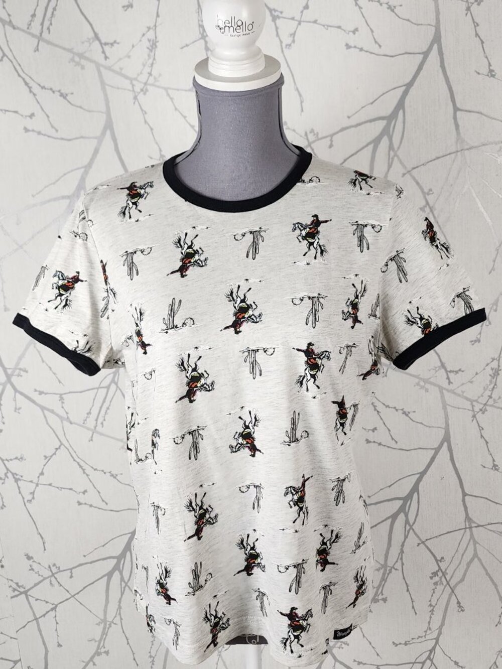 Wrangler White Cotton Saguaro Cactus Cowboy Print Crewneck Tee